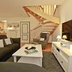 Freesenbruch Doppelhaushaelfte 11a - Schwalbennest بيت للعطل *
