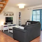 Freesenbruch Doppelhaushaelfte 11a - Schwalbennest بيت للعطل *