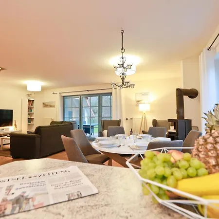 Freesenbruch Doppelhaushaelfte 11a - Schwalbennest