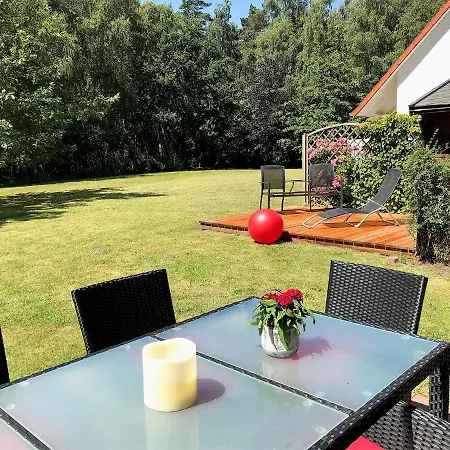 Freesenbruch Doppelhaushaelfte 11a - Schwalbennest Tatil Evi