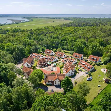 Freesenbruch Doppelhaushaelfte 11a - Schwalbennest Holiday home *