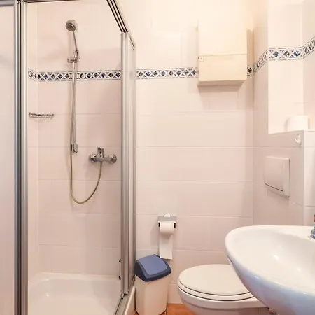 Freesenbruch Doppelhaushaelfte 11a - Schwalbennest