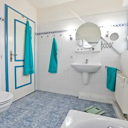 Tatil Evi Freesenbruch Doppelhaushaelfte 11a - Schwalbennest Zingst