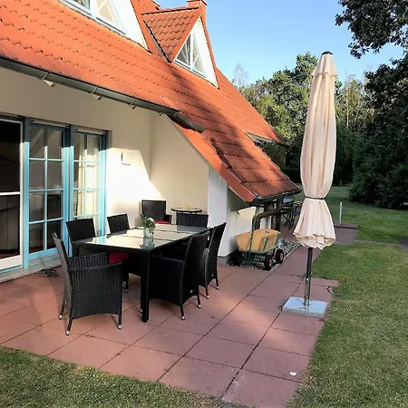 Freesenbruch Doppelhaushälfte 11a - Schwalbennest Ferienhaus *